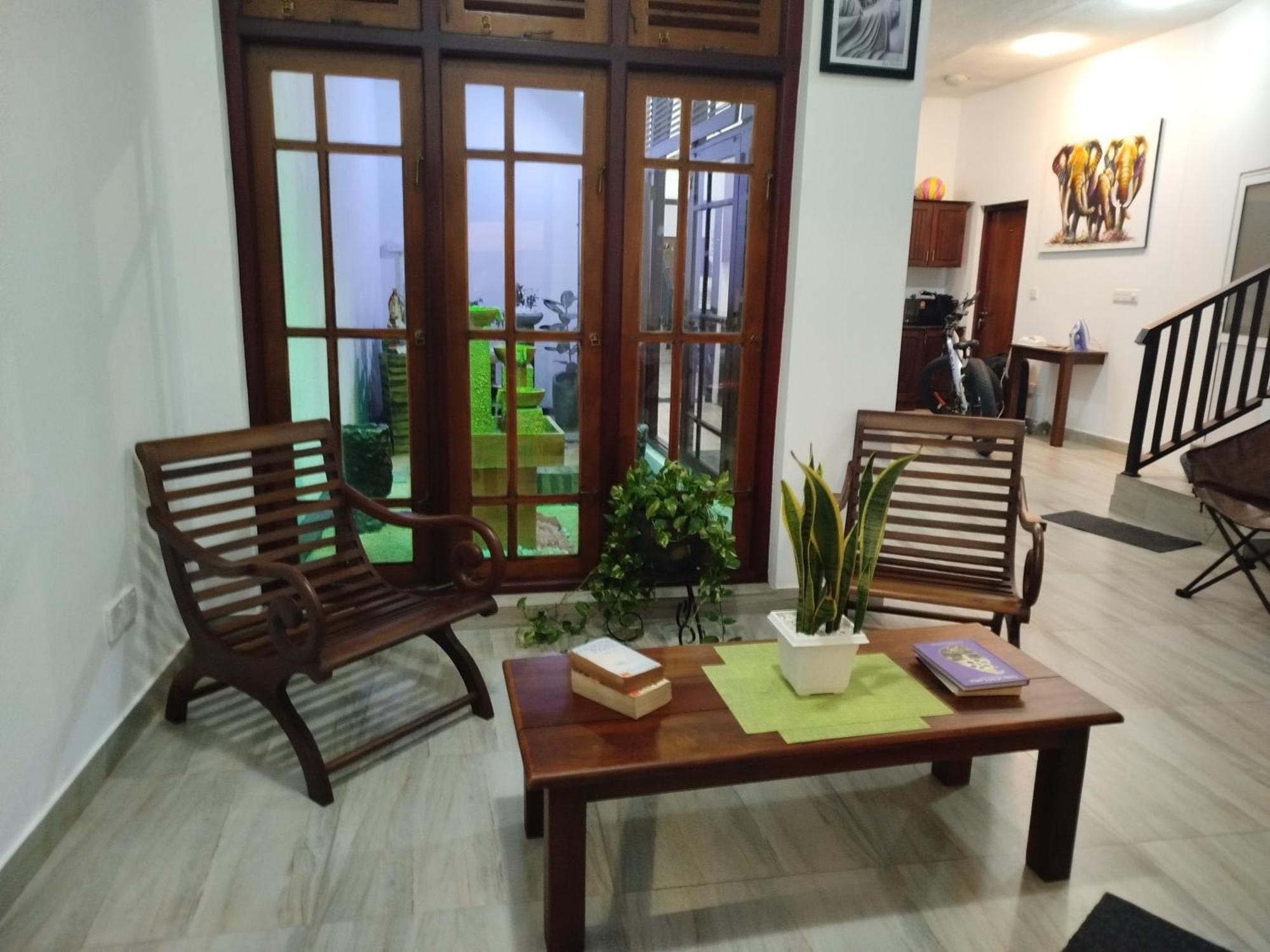 Hotel Elzangi Negombo Habitación foto